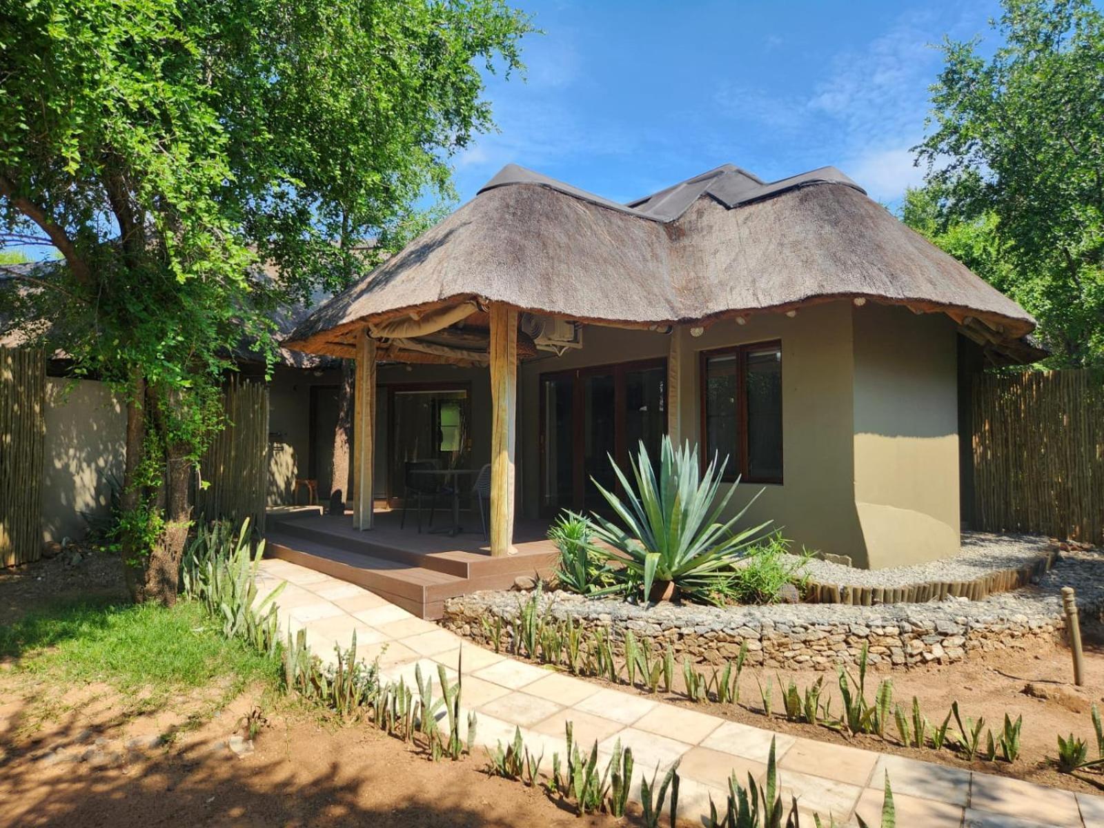Tambuti Lodge Pilanesberg Exterior photo
